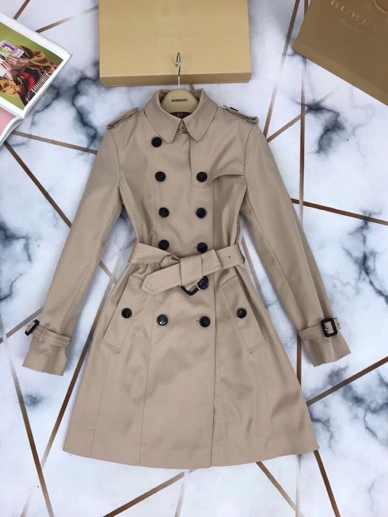 Burberry Outwear